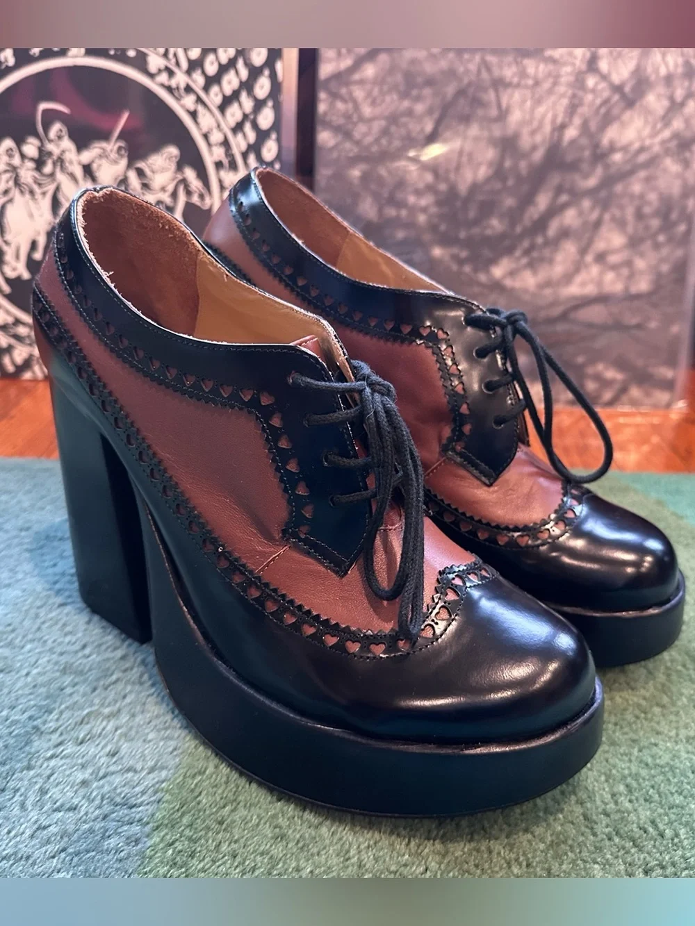Fluevog LIKE NEW Lasting Impressions Meraki brogue heart platform heel loafer-11